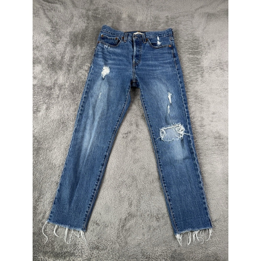 Levi's Women's Jeans Premium Wedgie Distressed Raw Hem Medium Wash Blue Size 27